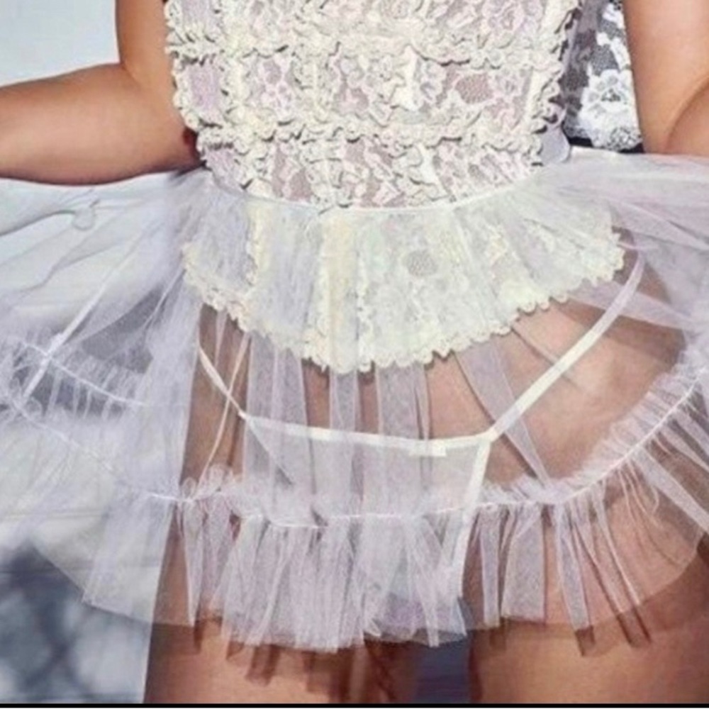 M/L Vs Victoria’s Secret 2015 Sexy little angel Costume White Tutu Skirt mesh
